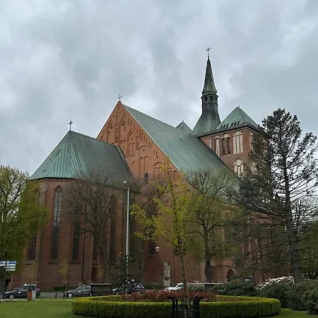 Kapitanskie Blizej Morza *